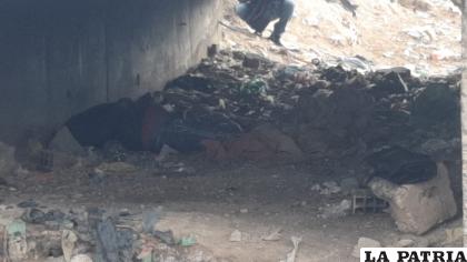 El cuerpo fue hallado debajo de un puente del canal Roso 
/LA PATRIA
