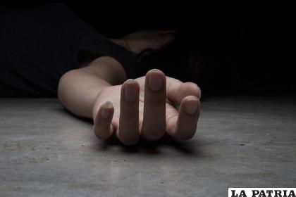 Indagan si se trata de un feminicidio /Referencial