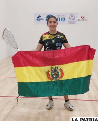 Angélica Barrios fue la vencedora en la división 21 años 
/Febora