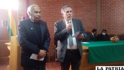 Momento de reconocimiento a docentes /UTO
