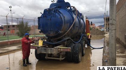 Equipamiento e insumos entregados al Comando /LA PATRIA