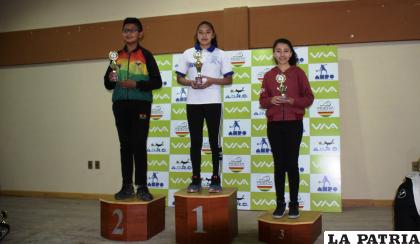 Campeones en la Sub-12 con Nildred Laime en primer lugar /LA PATRIA
