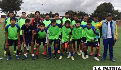 La selección de Huanuni quiere brillar en el torneo nacional 
/LA PATRIA