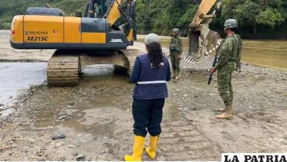 FF. AA. de Ecuador destruyen campamentos de minería ilegal / Foto referencial