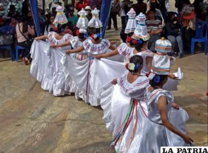 Artistas mostraron todo su talento /LA PATRIA 
