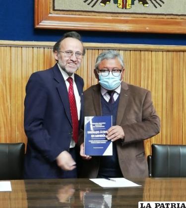 Acto de presentación del libro de Gerardo Iván Zamora Echenique/ LA PATRIA 
