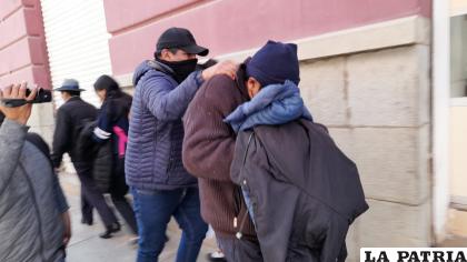 Contrabandista es aprehendido y trasladado a la Fiscalía /LA PATRIA