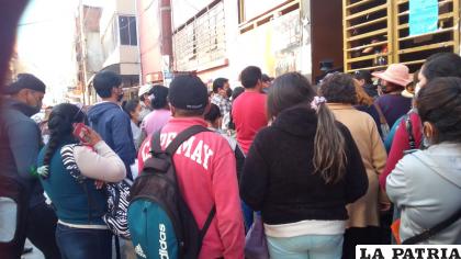 Molestia por retraso del pago del bono /RR.SS
