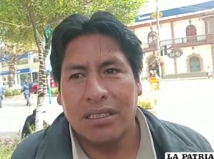 MARIO L?PEZ
??Debe ir si o si la consulta pública como corresponde por el tema de la continuidad o no de explotación en el cerro San Pedro. Creo que estamos mal acostumbrados a hacer lo que queremos en el municipio. Se debe cumplir lo que emane las instituciones y no sólo un sector?.