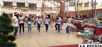 Niños de los centros de acogida recibieron sus regalos /SEDEGES