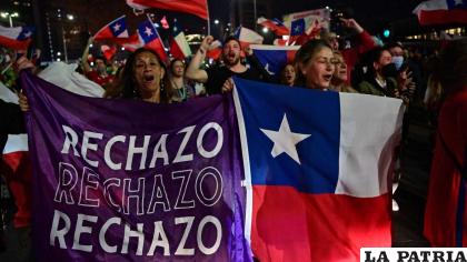 El ??rechazo? a la nueva constitución triunfó en Chile / CNN
