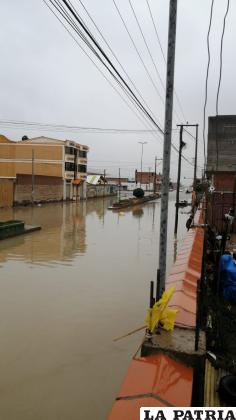 Las calles de la ciudad de Oruro se inundaron a principios de año

