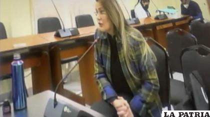 Audiencia en la que Añez fue sentenciada a diez años de prisión / Internet

