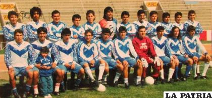 Integrantes del equipo de San José en la temporada 1995, conquistaron los títulos del Apertura y Clausura /LA PATRIA