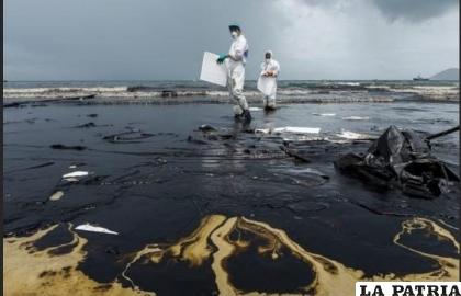 Contaminación marina /Econoticias