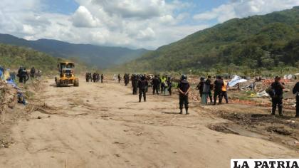 Los operativos para desalojar avasalladores fueron puestos en práctica /RRSS