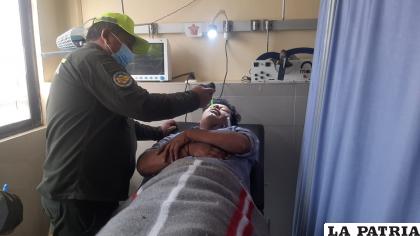 La Policía toma la prueba de alcotest al conductor implicado /LA PATRIA