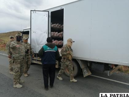 La carne fue incautada por las fuerzas del orden / Ministerio de Defensa