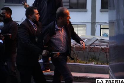 El gobernador de Santa Cruz, Luis Fernando Camacho en la Felcc de La Paz / APG.