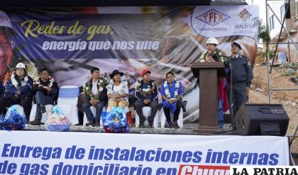 El Presidente llamó en un acto, a luchar contra el desvío de combustible /ABI
