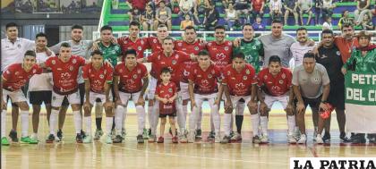 Petrolero busca que la tercera sea la definitiva y lograr el título /Club Petrolero