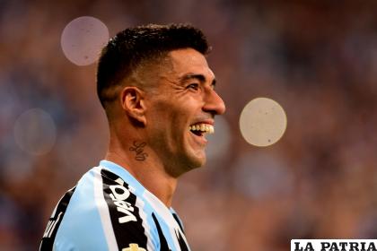 El delantero uruguayo analiza su futuro futbolistico /EFE