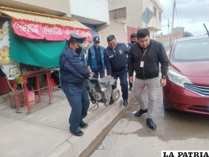 Operativo de decomiso de instrumentos de lavadero de autos /LA PATRIA
