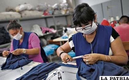 Todos los trabajadores regulares tienen derecho al pago de aguinaldo aguinaldo /RRSS