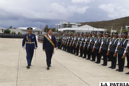 El Presidente Arce en la graduación de sargentos de las Fuerzas Armadas
 /Facebook Luis Arce