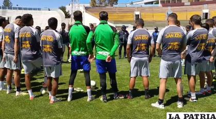 El cuadro orureño cumplió su última practica en el estadio ??Jesús Bermúdez? /club GV San José