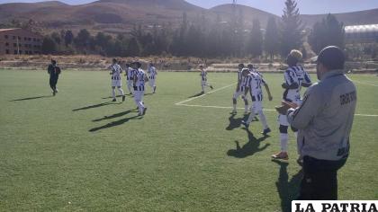 Oruro Royal es uno de los elencos más efectivos del torneo /LA PATRIA
