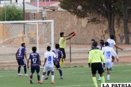 Buen partido entre San José y La Cantera FC /LA PATRIA