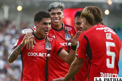 Celebran los jugadores del Colo Colo /EFE