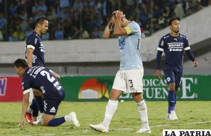 Bolívar ganó la serie de semifinal a Aurora para lograr el pase a la final /APG