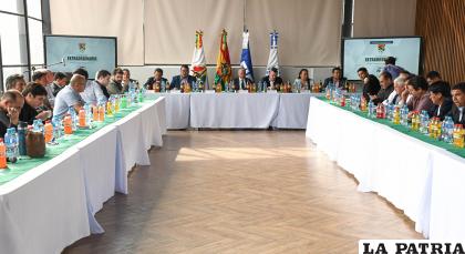 El Congreso Extraordinario y Ordinario de la FBF se realizó el domingo en La Paz /APG